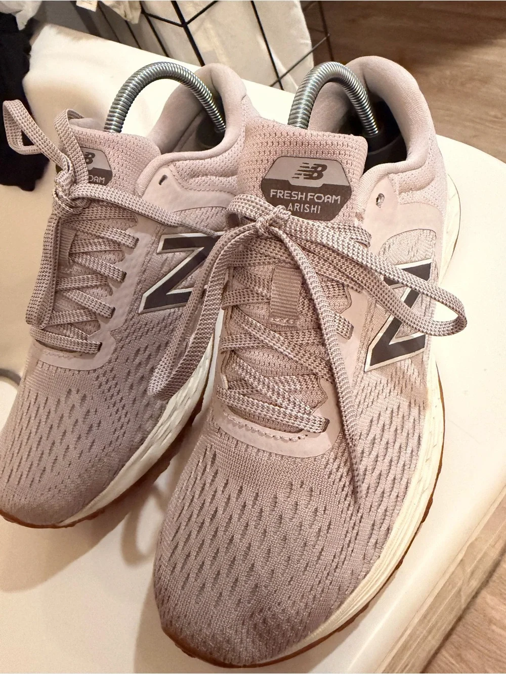 New Balance Women's Running Sneakers - Light Mauve size 7 - Picture 3 of 7